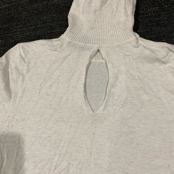 Turtleneck sweater - Picture 4 of 6